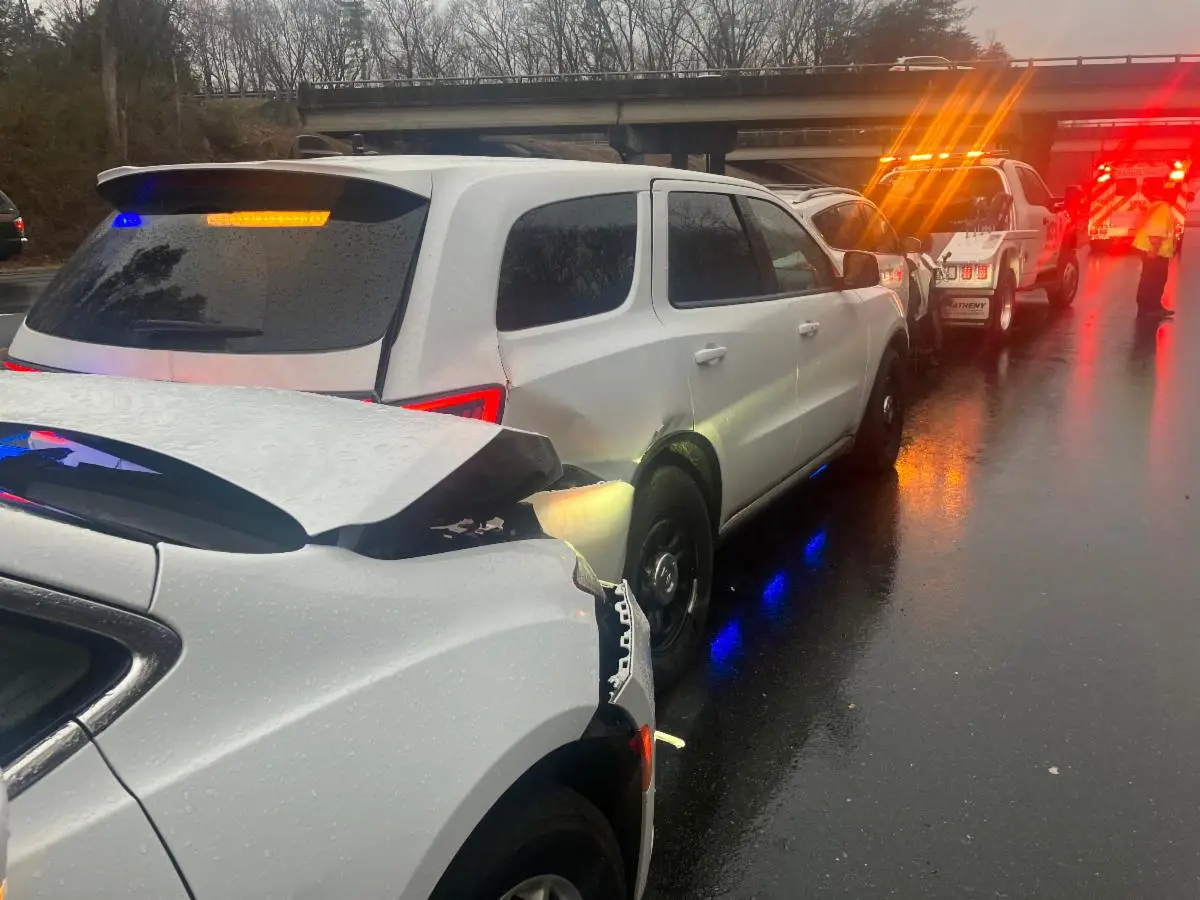 Benötigen Sie einen vertrauenswürdigen Fahrzeugexperten in Frankfurt? Unsere zertifizierten Experten bieten gründliche Fahrzeugbewertungen an.